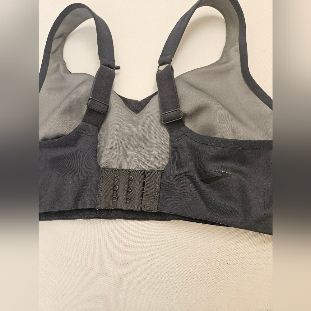 Brooks- Women's Black Sports Bra Sz 32D - Picture 12 of 12